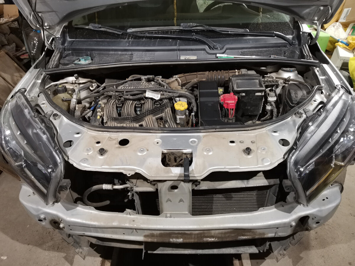 Снял передний бампер