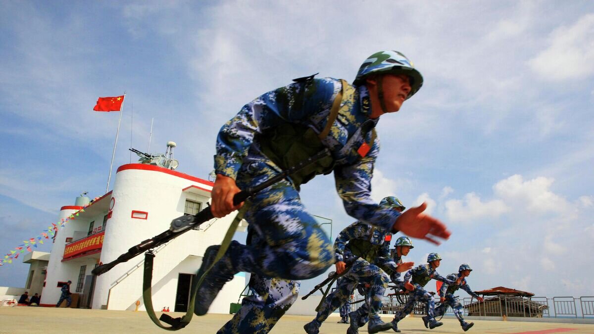    Морские пехотинцы Народно-освободительной армии Китая© AP Photo / Zha Chunming