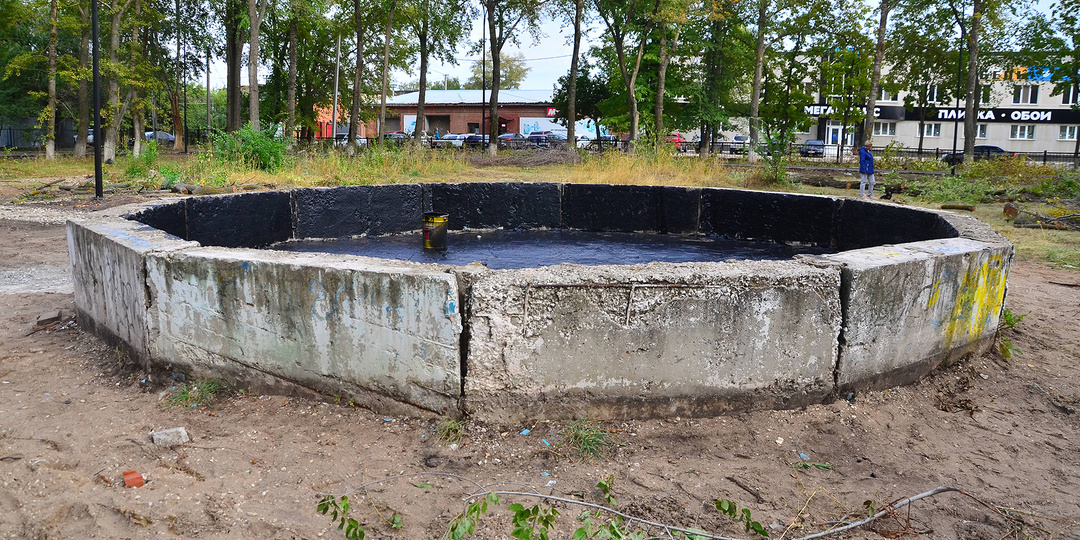 Работы в парке по ул.Нефтяников окончены, но жители не видят, что именно благоустроили