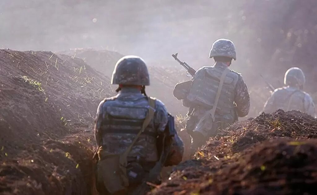 Конфликт произошел на фоне саммита ШОС в Самарканде и перегруппировки российских войск на Украине