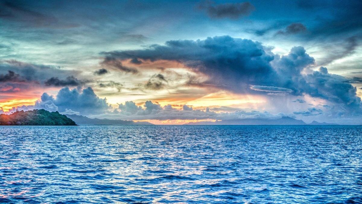    Море на закате, тучи:Pixabay