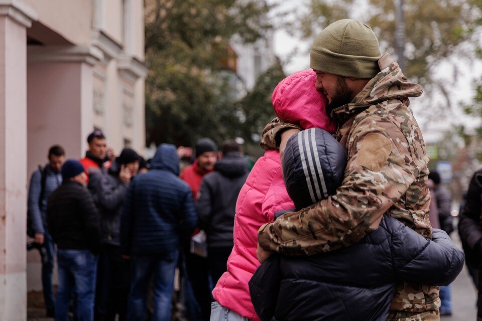   Валерий ЗВОНАРЕВ