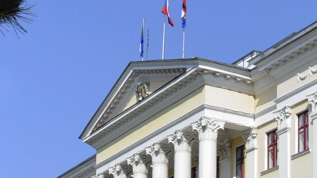     Помимо этого средства будут направляться на помощь семьям мобилизованных граждан. Работа городского штаба синхронизирована с деятельностью Оперативного штаба края под руководством губернатора Хабаровского края Михаила Дегтярева. Сегодня в эту совместную работу включается крупный бизнес и предприятия