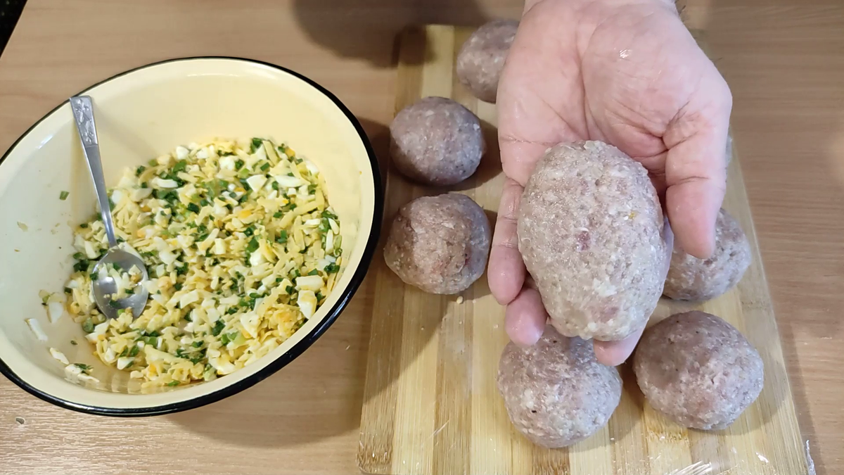 Вкусные зразы с зеленым луком: легкий рецепт