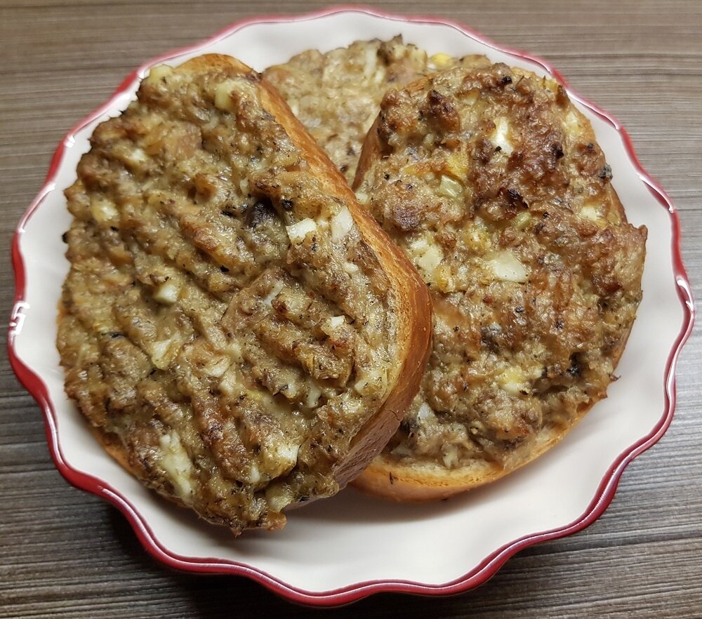 Рулет ураган. Хворост плетеный с медом. Хрустящий хворост тающий во рту. Блинчики тают во рту. Печенье тающее.