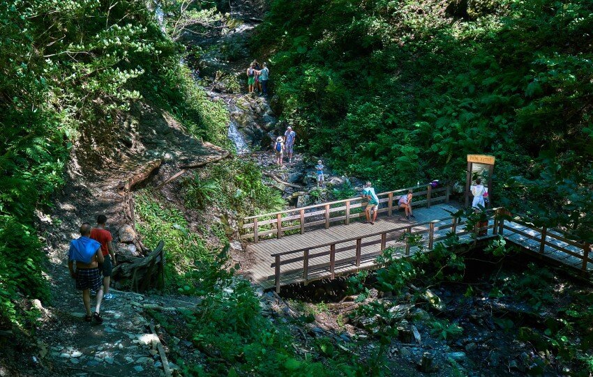 Поход в горы тропа здоровья