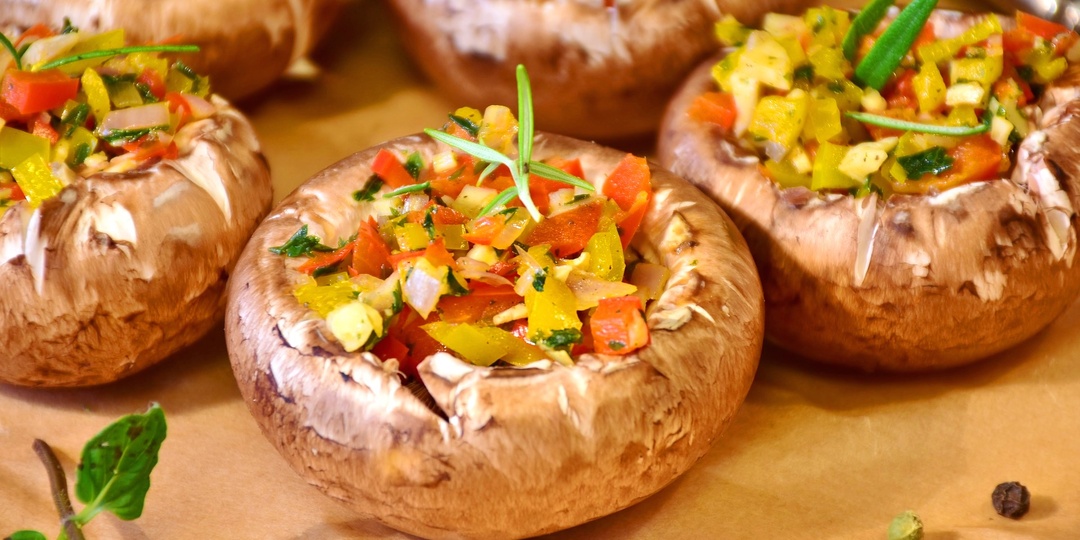 Из простых грибов можно приготовить вкуснейшую закуску.