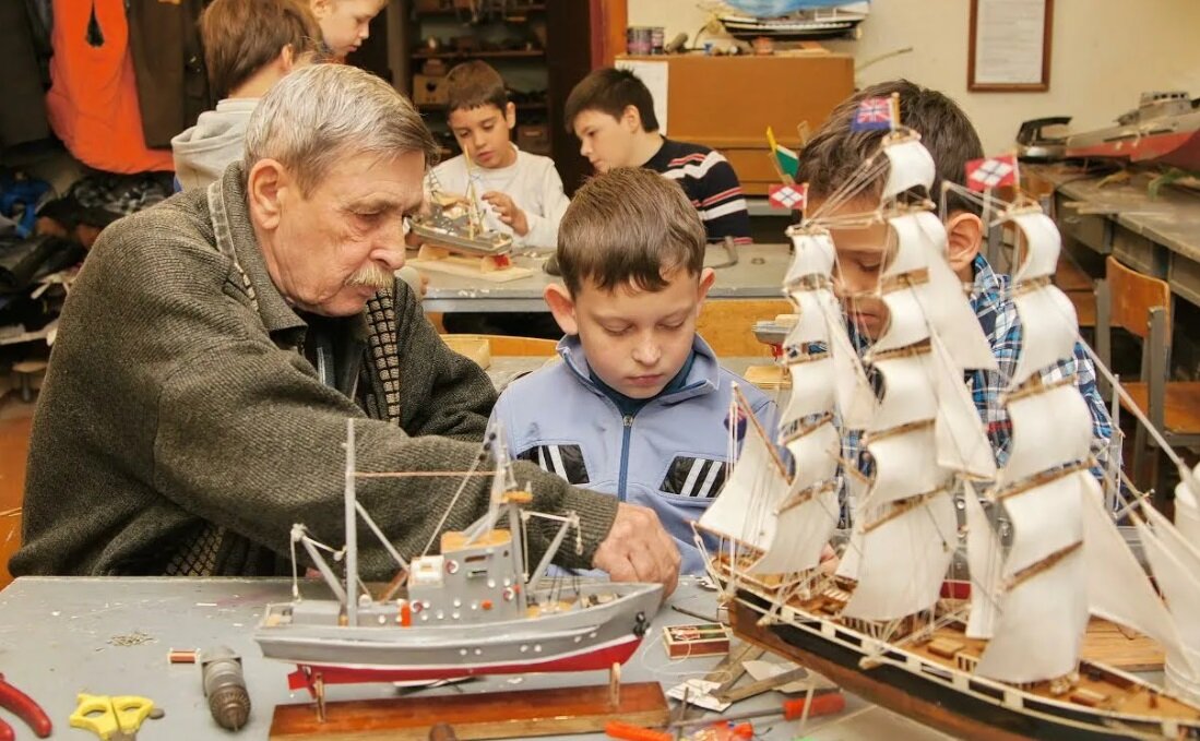 станция юных техников логотип. станция юных техников нижний тагил. сайт юных техников. станция юных техников сочи. логотип мбу.