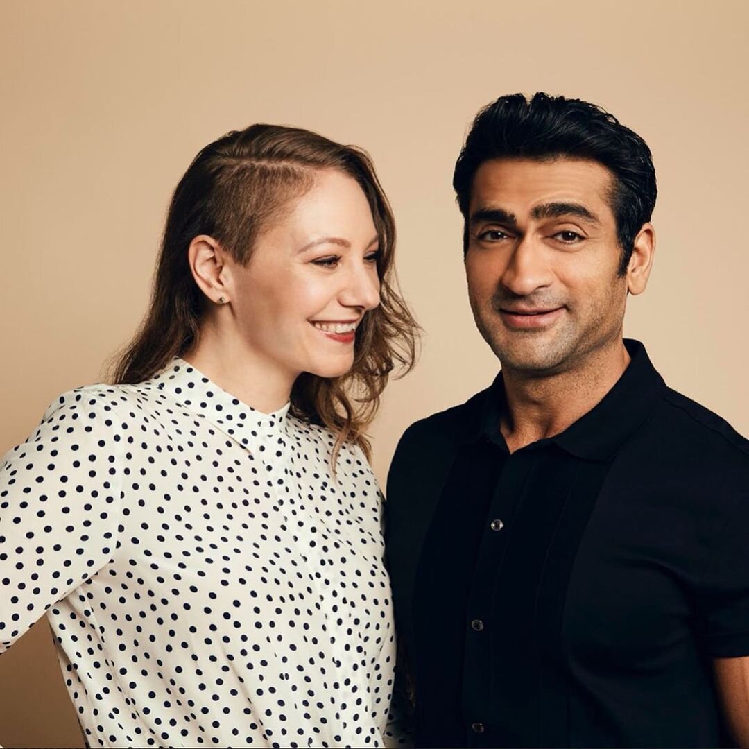 Эмили Гордон и Кумэйл Нанджиани в 2020 г. также выпустили сериал "Staying in with Emily & Kumail". Источник фото: instagram.com/emilyvgordon