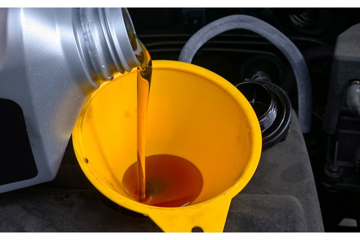 Как правильно выбрать масло для дизельного генератора? | dgu expert | Дзен