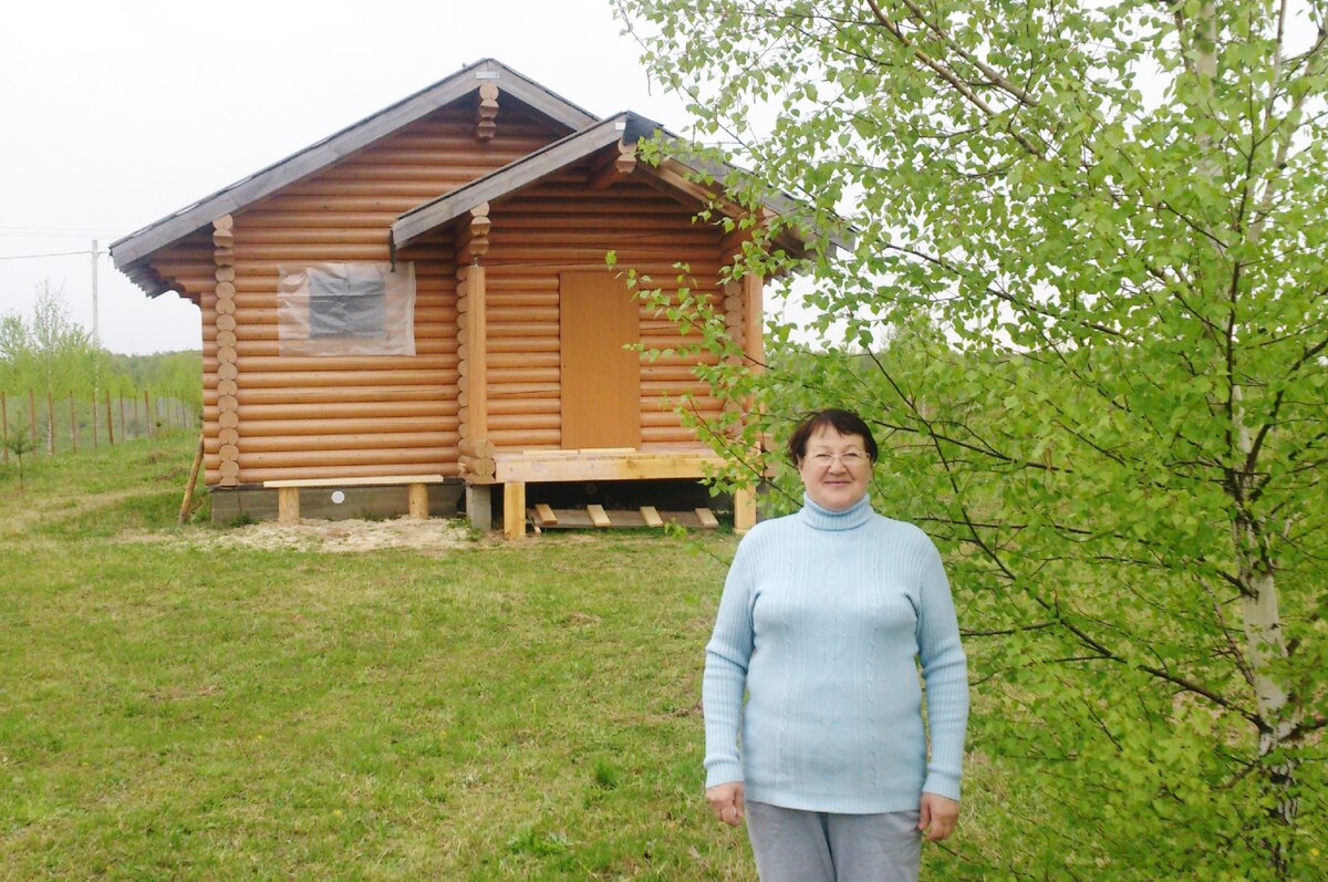 Первый визит на дачу после зимы (из архива автора)