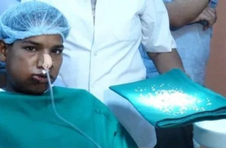 Ашик Гаваи (источник фото https://www.peoples.ru/champions/ashik_gavai/)