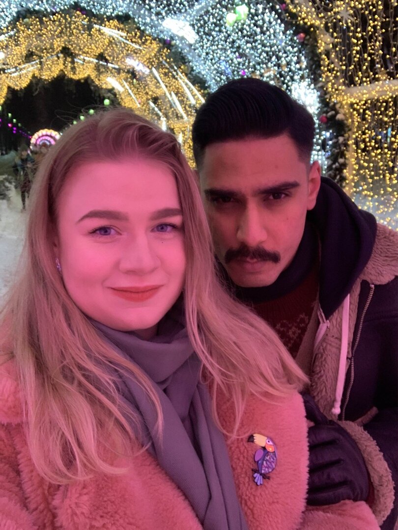 К моменту, когда было сделано это фото, Викрам уже "нагружен" моими чувствами по самую макушку :D Из личного архива