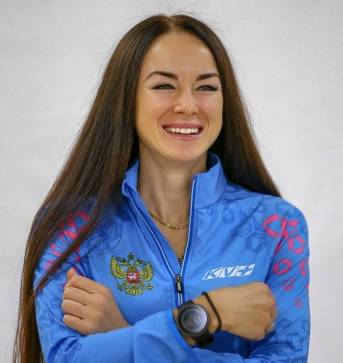 Алина Клевцова биатлонистка Википедия