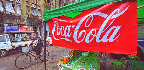 Кока-кола, самый популярный безалкогольный напиток в мире