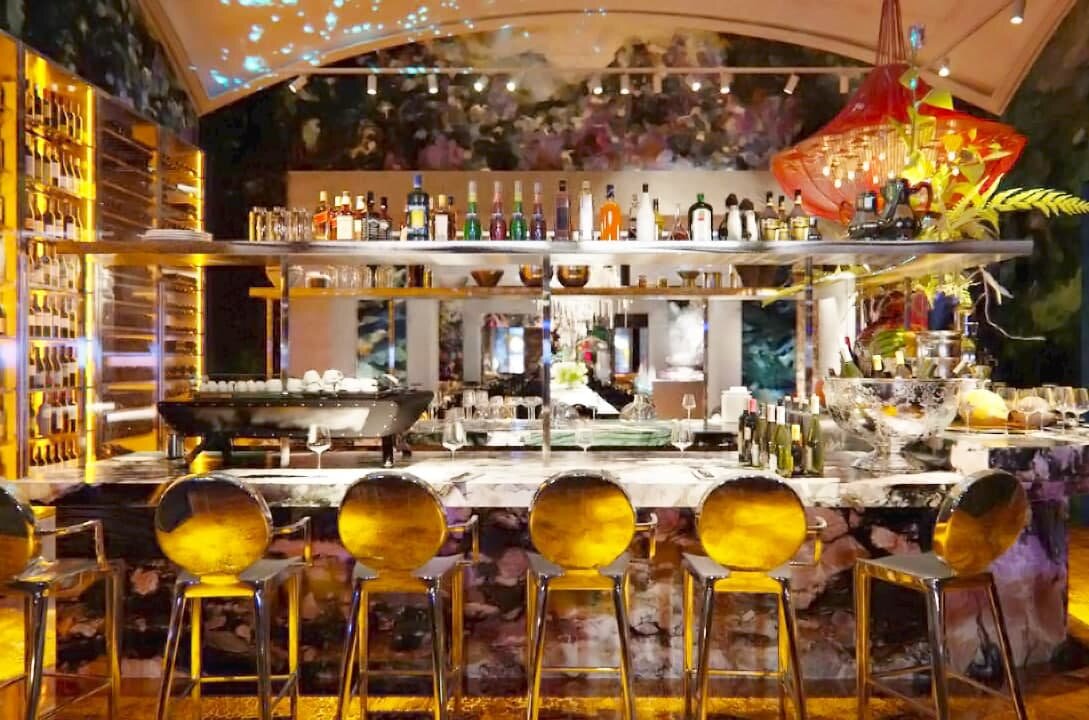 гвидон ресторан москва интерьер. гвидон ресторан москва большая никитская меню. гвидон ресторан москва меню. говяжья котлета горыныч. ресторан гвидон меню.