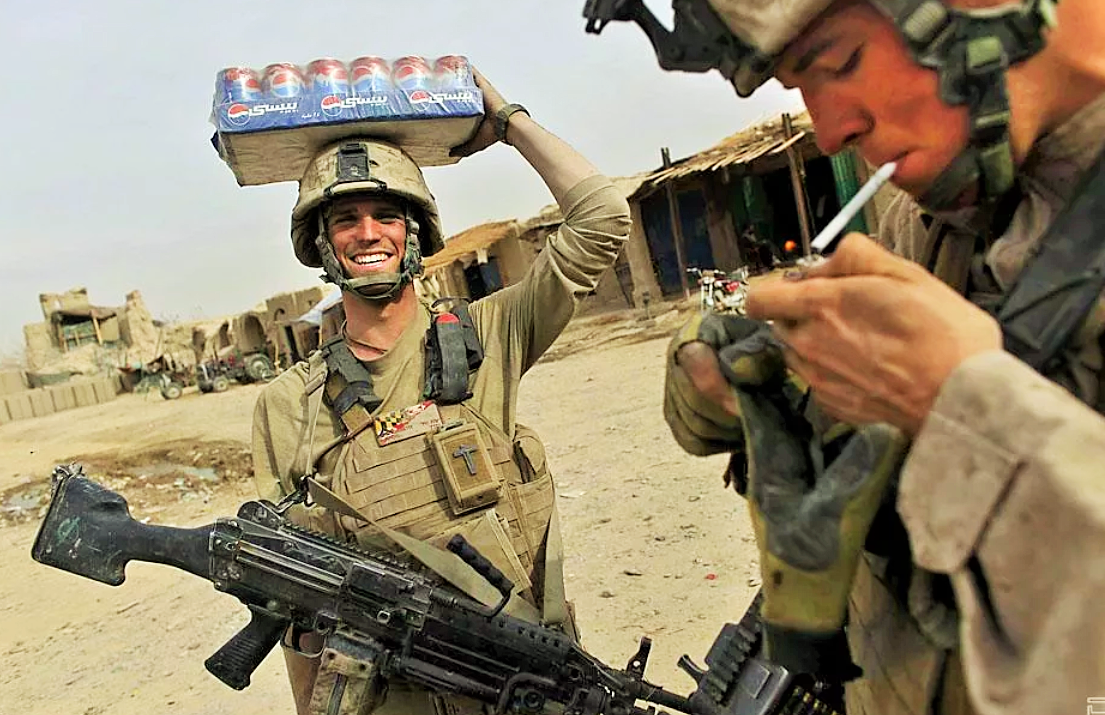 Американские солдаты в Афганистане 2001. Солдаты США В Афганистане. Солдат США В Афгане. Солдаты НАТО В Афганистане. Американские военные афганистан