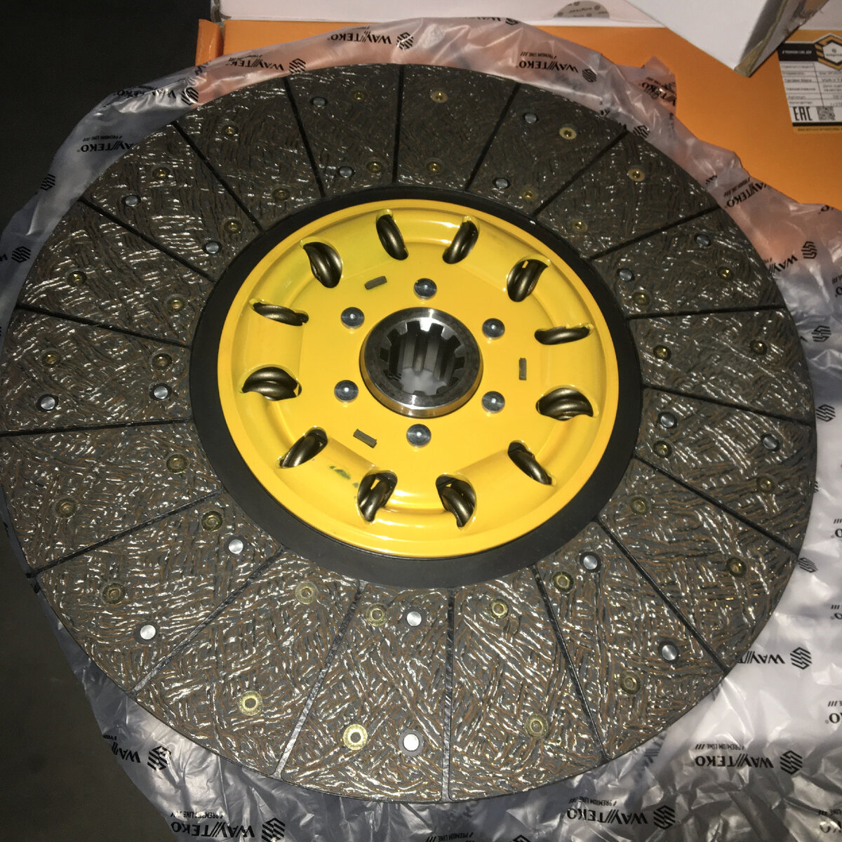 Диск сцепления DZ1560160014 Wayteko Premium Line. Фото производителя