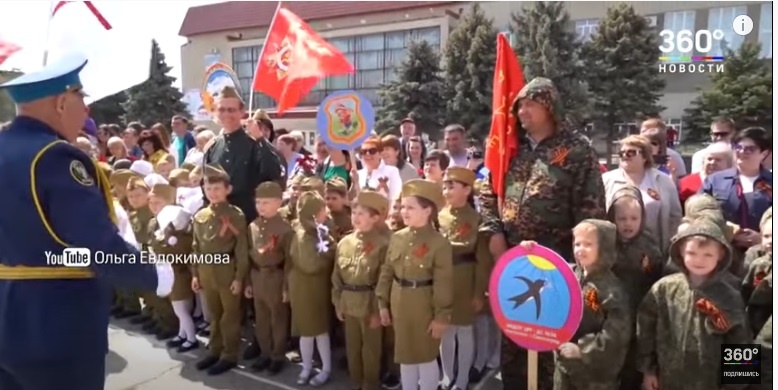 Малышковые парады - традиция современной России