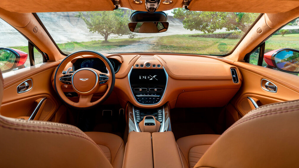 Aston Martin DBX