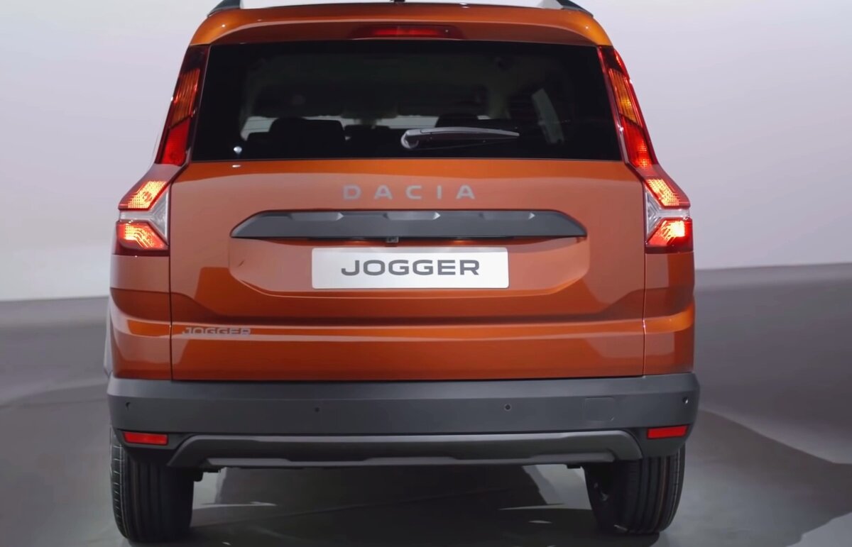 На днях румынская автокомпания Dacia представила модель универсала под названием Jogger.-2-3