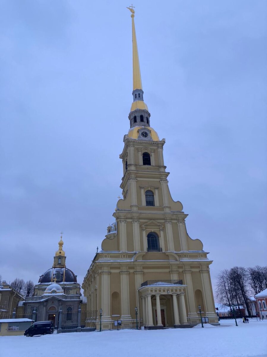 Петропавловский собор.