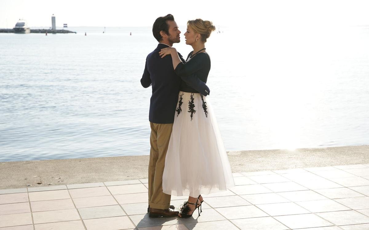 В главных ролях Виржини Эфира и Ромен Дюрис, который снова на первом плане, как и в фильме "Любовь на кончиках пальцев"  