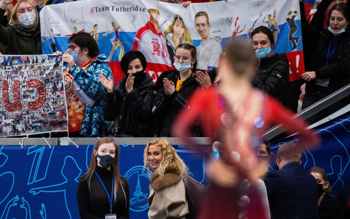 Шоу тутберидзе 2025 новосибирск сибирь арена. Шоу team tutberidze. шоу тутберидзе 2025. шоу тутберидзе 2025. шоу team tutberidze «чемпионы на льду».