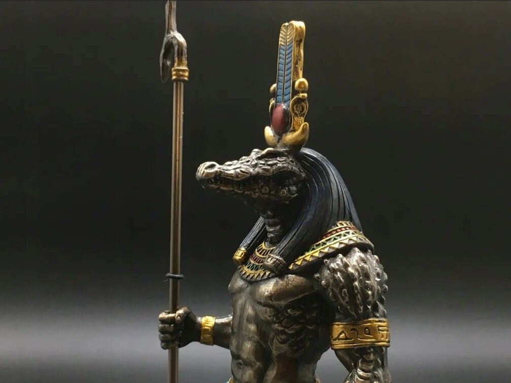 Грозный и почитаемый Себек. Фото: espermasters.org