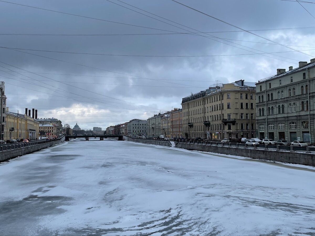 Переход через реки и каналы всегда сопровождаются ледяным ветром