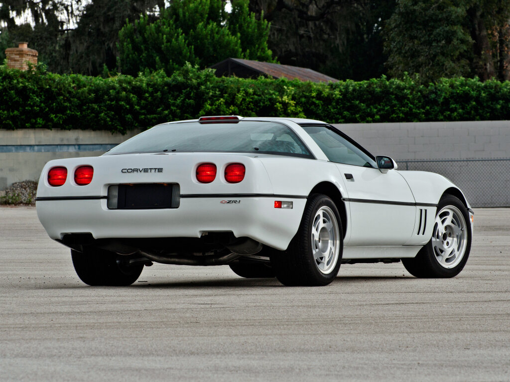 Chevrolet Corvette 1975 c4