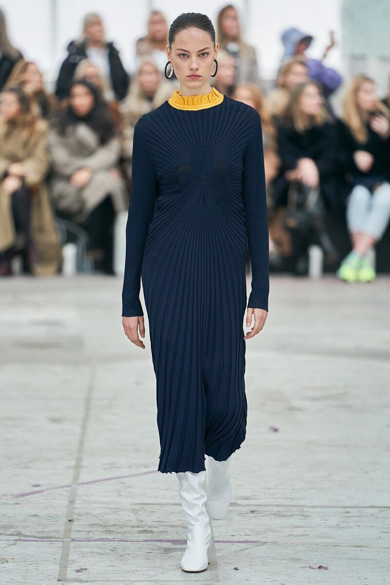 Платья на осень, которые мы заслужили. Просто пока не носим | Мода как ...