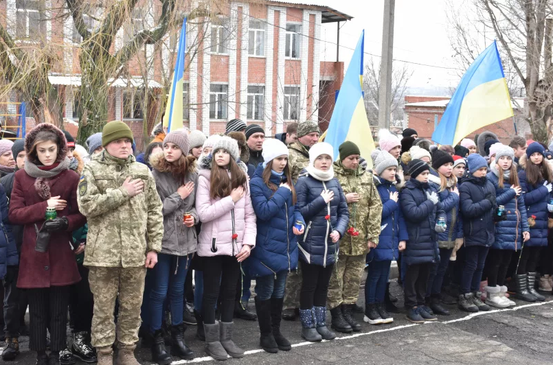 Погода в бахмуте донецкая. Соледар Донецкая область. Жители Артемовска. Жители Бахмута. Бахмут Донецкая область.