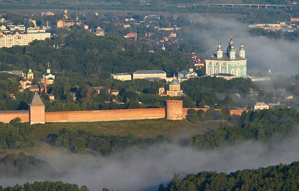 Успенский собор и крепость Смоленск