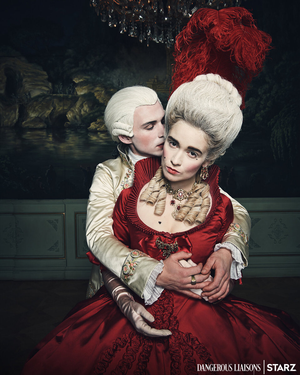 Промо фото к сериалу "Опасные связи"