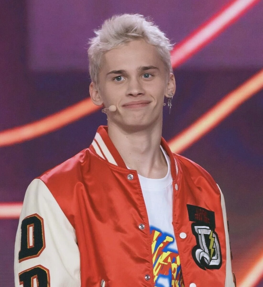 Из открытых источников в интернете. Даня Милохин.