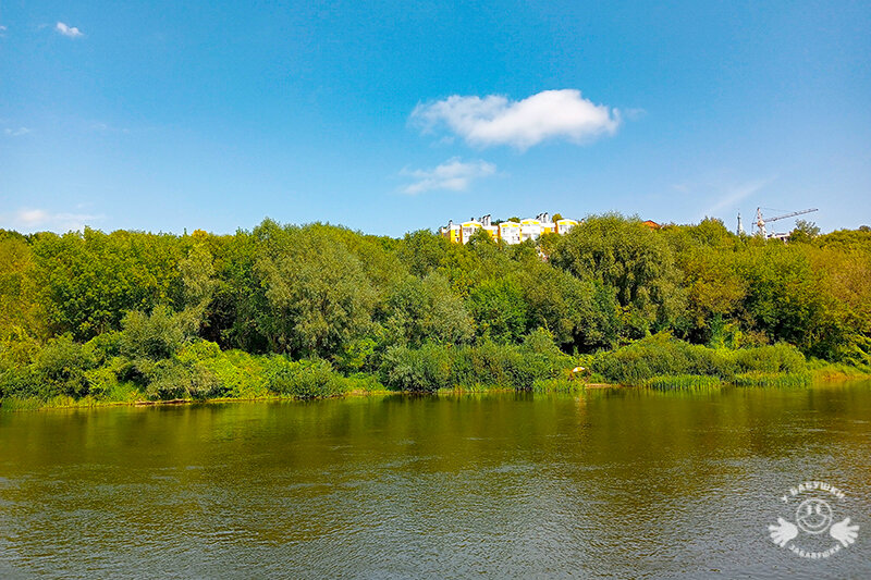 Легкая рябь воды и неспешное течение (фото автора)