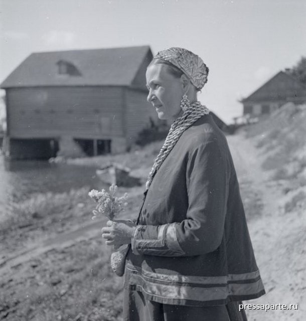 Фото  Леонида Зурова  из печорской экспедиции 1938 года. Публикуется впервые. Оригинал находится в musée du quai Branly (Франция)