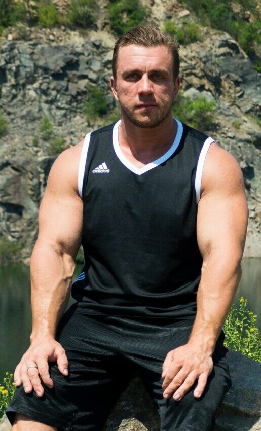 Дмитрий Головинский ,Автор системы силовых тренировок LMS (Last Man Standing)