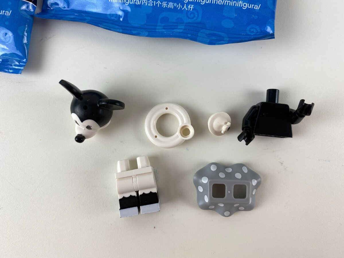 Кстати, почти для каждой есть запасные части. Тут было 2 шляпы. Фото https://zen.yandex.ru/rastem_vmeste