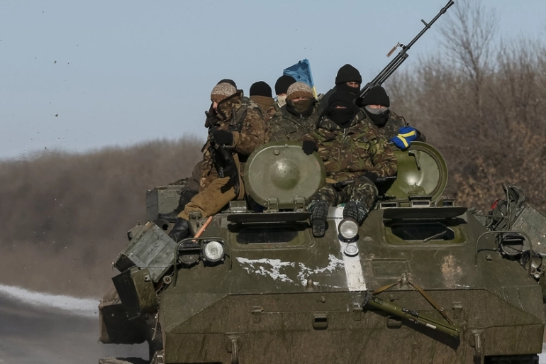 Конфликт на востоке Украины унес жизни более 13000 человек и превратился в острую проблему в отношениях Москвы с Западом.