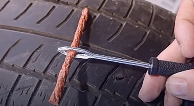 Надо всегда возить с собой набор для ремонта шин