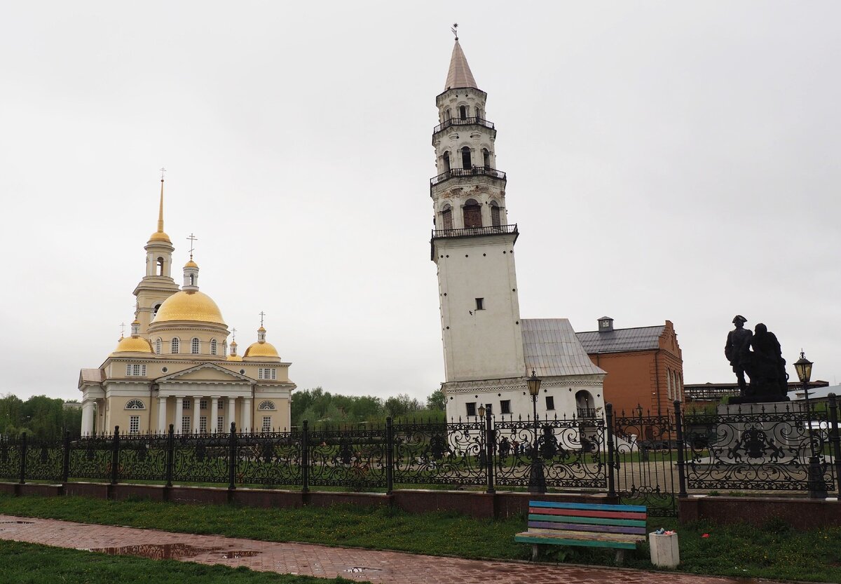 Невьянская башня и Спасо-Преображенский собор
