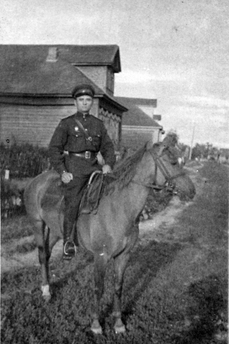 Отец свекрови был кадровым военным и ушёл на фронт в 1941г.