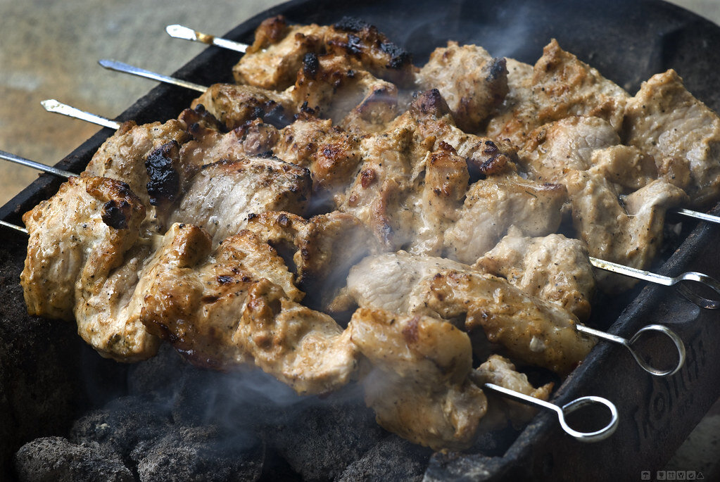 шашлыки на углях - один из немногих действительно вредных видов мяса
