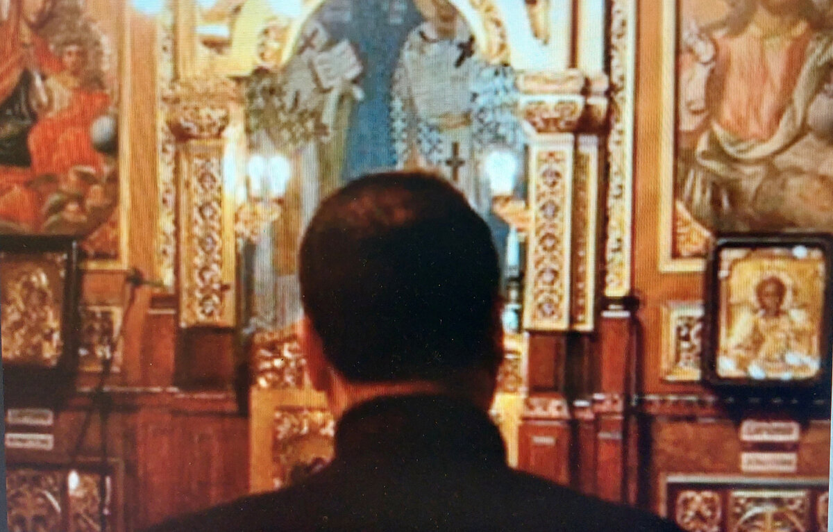 Таинственный посетитель.Бес попутал...