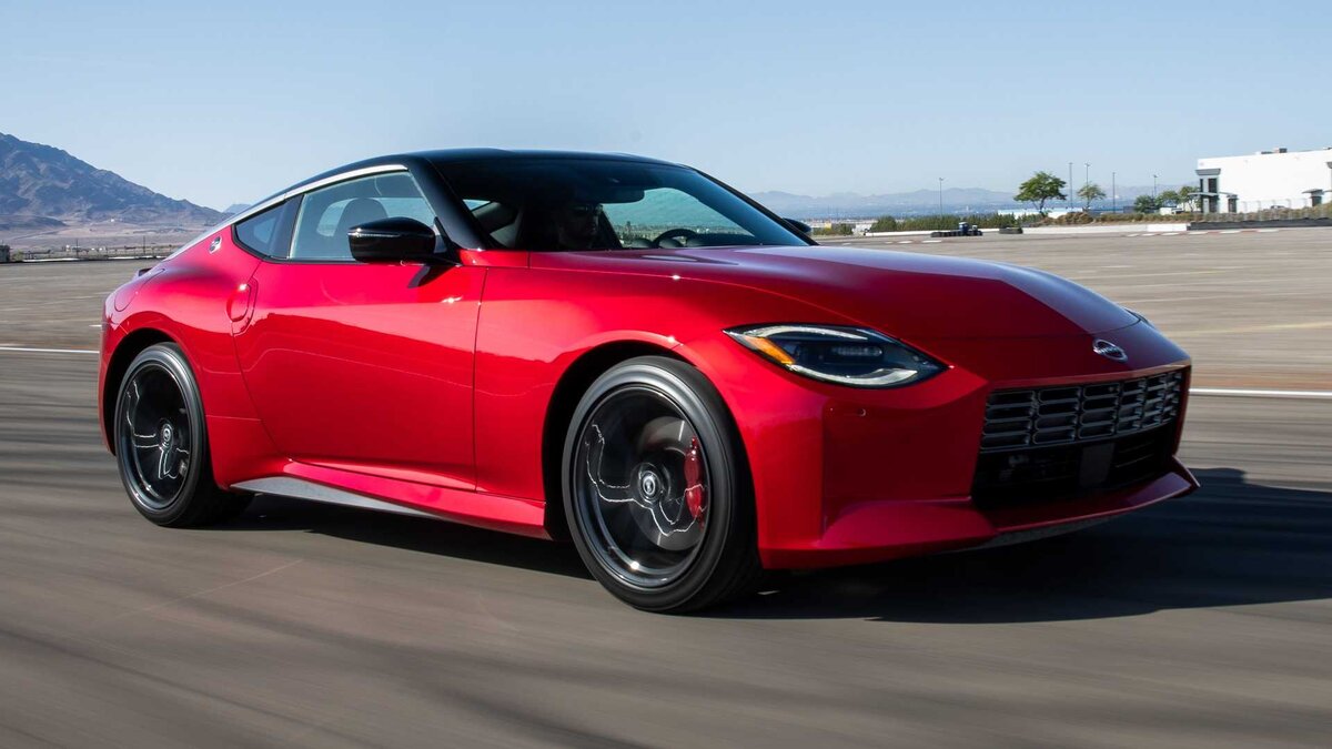 Nissan z7