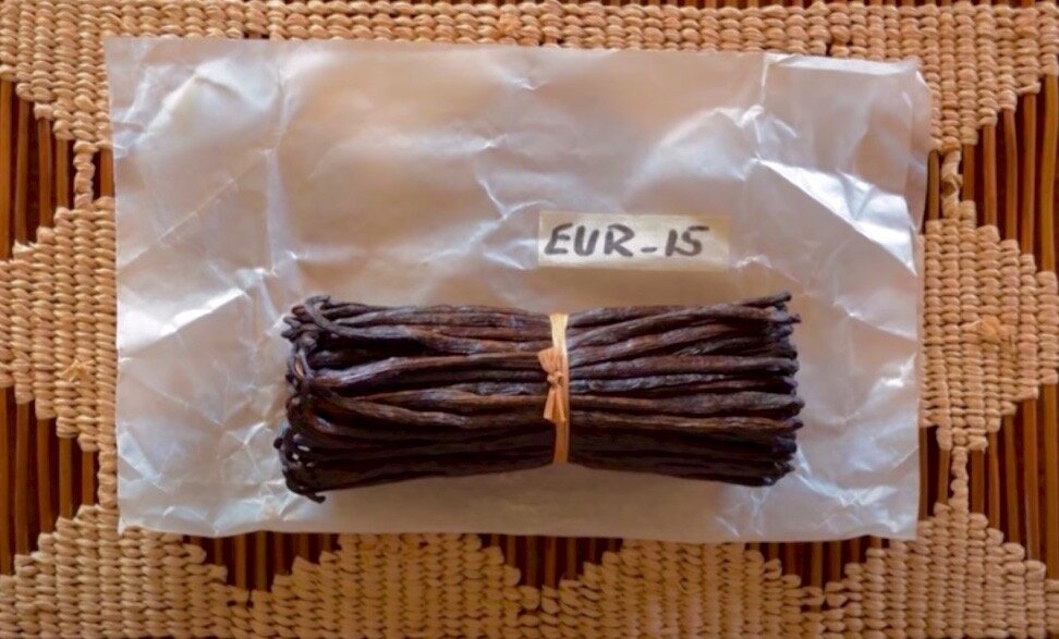 Ваниль бурбон для европейского рынка влажность стручков 32%.