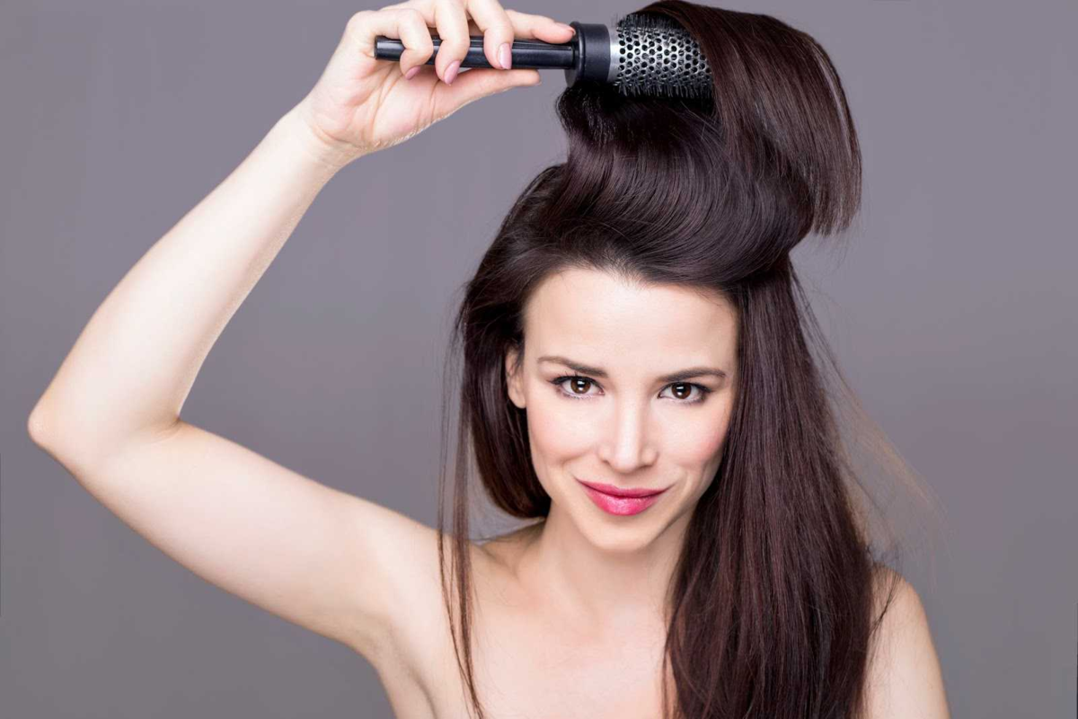 Как правильно укладывать феном тонкие волосы