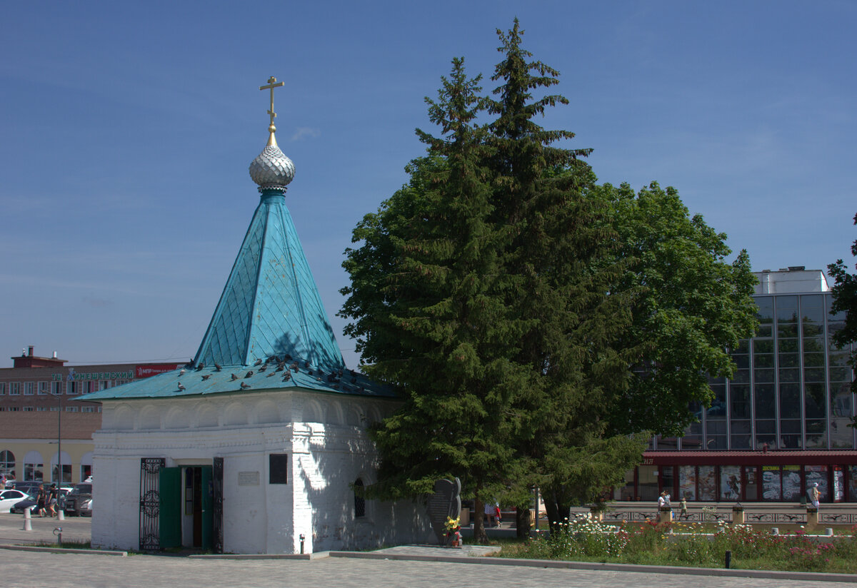 Крестовоздвиженская часовня, 1744 г. Кинешма, Ивановская область. Фото автора.